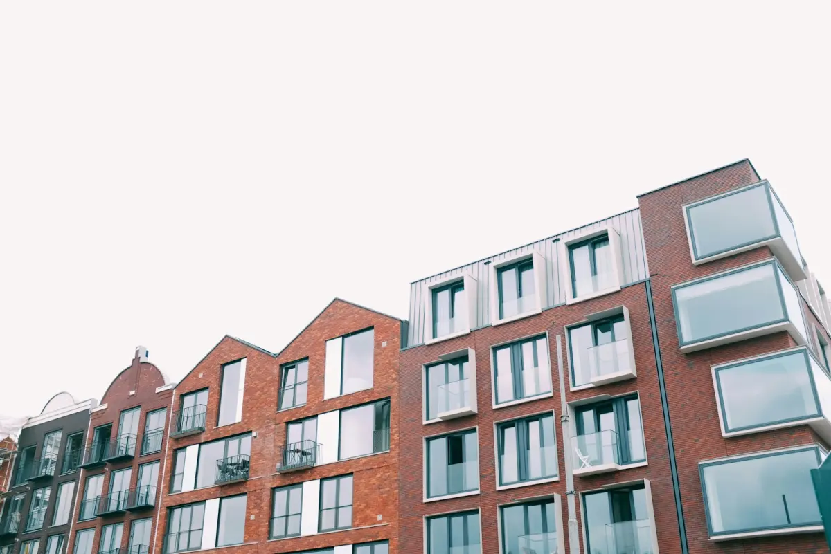 Zonnepanelen appartement saldering 2027 zonder VvE