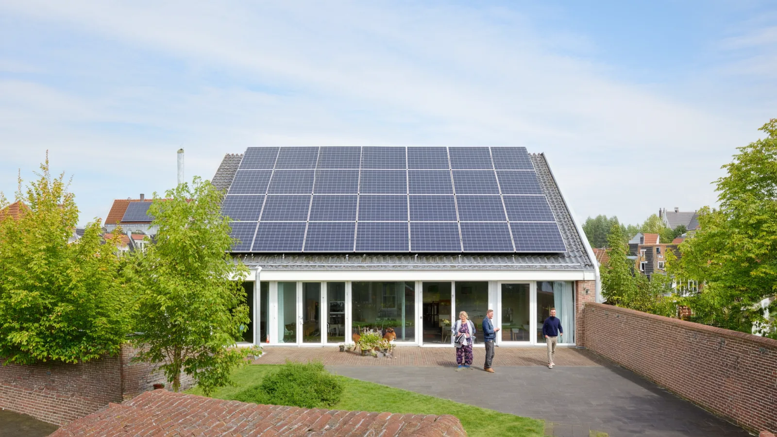 Zonnepanelen VvE saldering 2027: impact eigen panelen